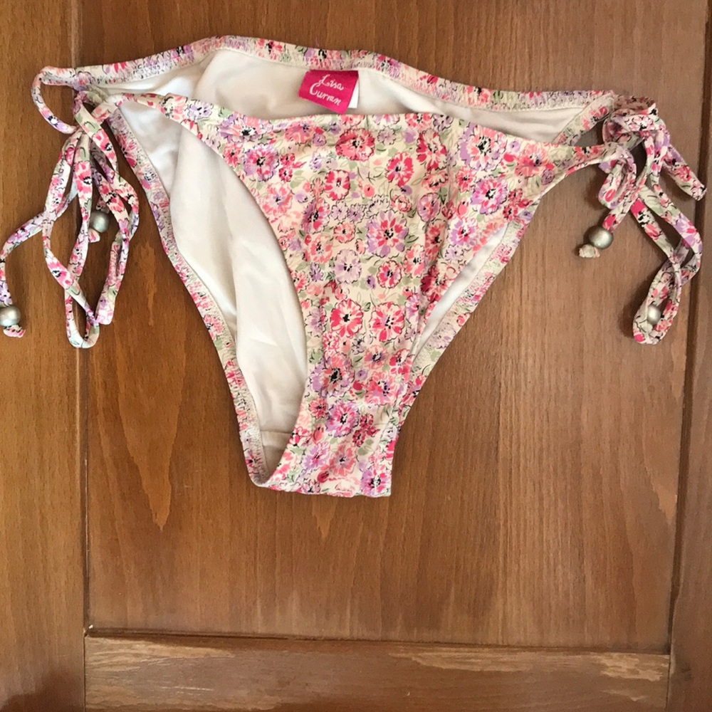 Bathing suit